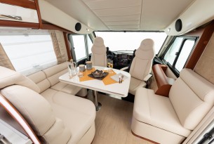 MOBILVETTA K YACHT TEKNO LINE 80 full