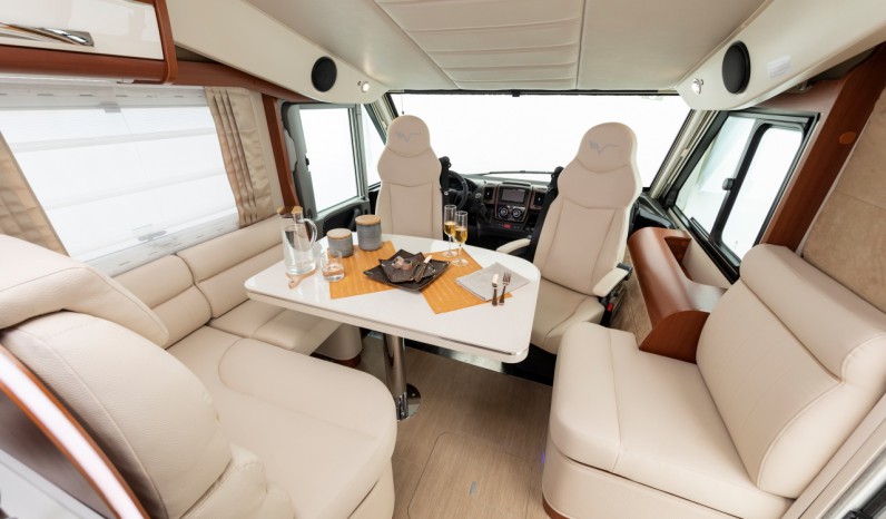 MOBILVETTA K YACHT TEKNO LINE 80 full