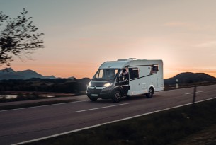 CARADO V 337 EUROPA EDITION full