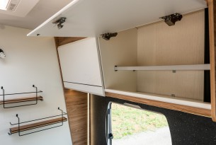 BAVARIA T696D NOMADE full