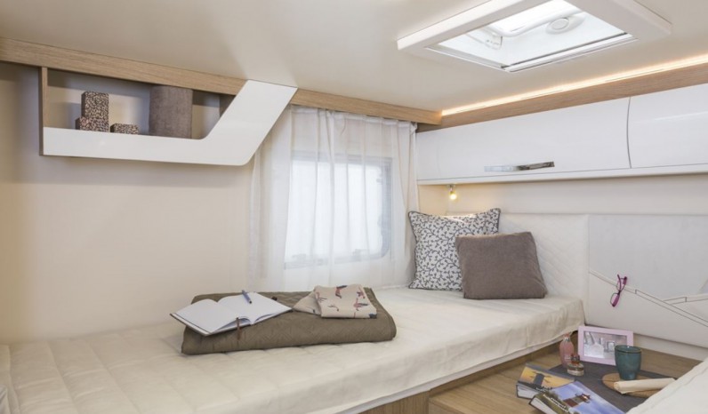 CI HORON 67 XT full