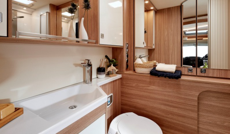 BURSTNER DELFIN T660 PAVILLON full