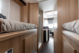 MC LOUIS NEVIS 281 MATIC full