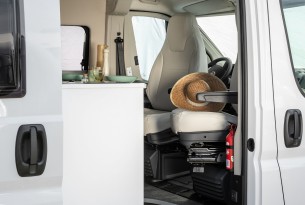 MC LOUIS MENFYS PLUS 4 full