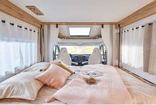 BAVARIA T740FC full