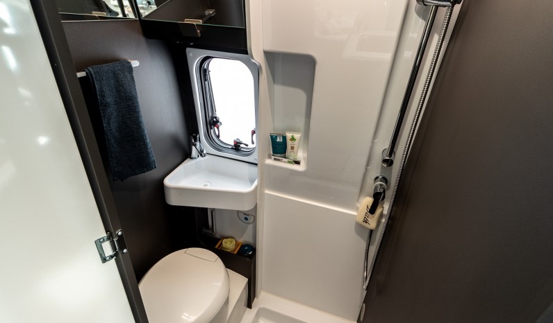 MC LOUIS MENFYS PLUS 3 full