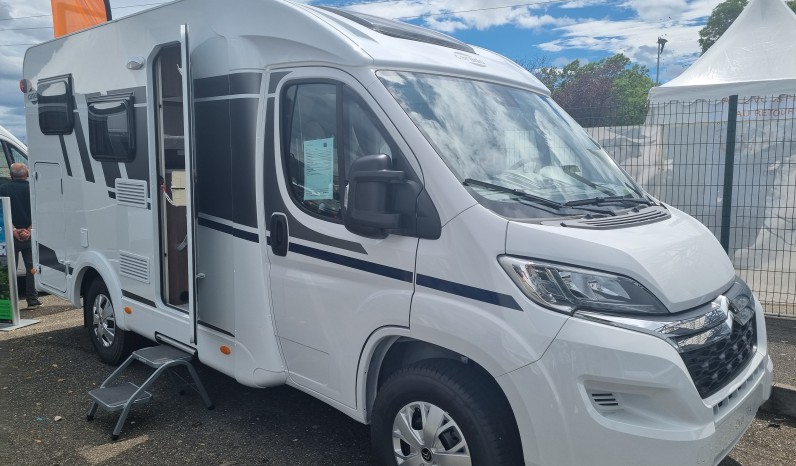 CARADO PROFILE COMPACT V132PRO 2.2L 140CV BOITE MANUELLE full