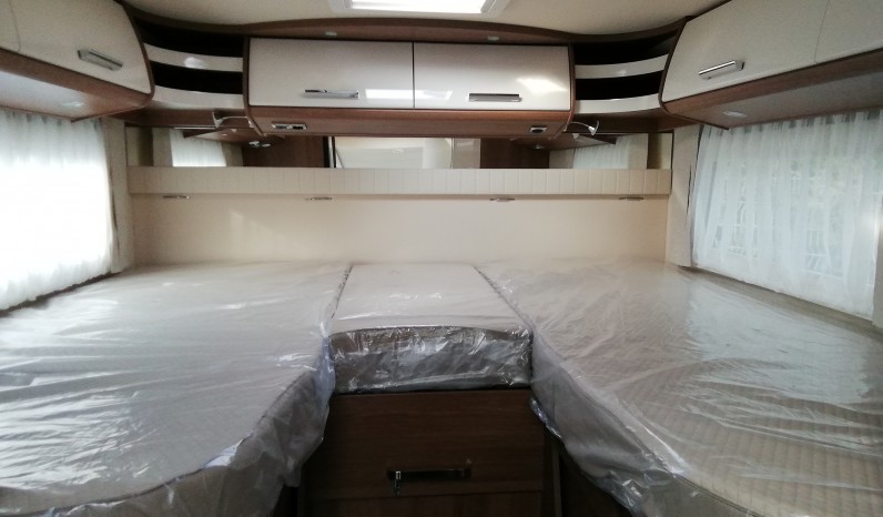 Carthago C-Tourer 143 LE full