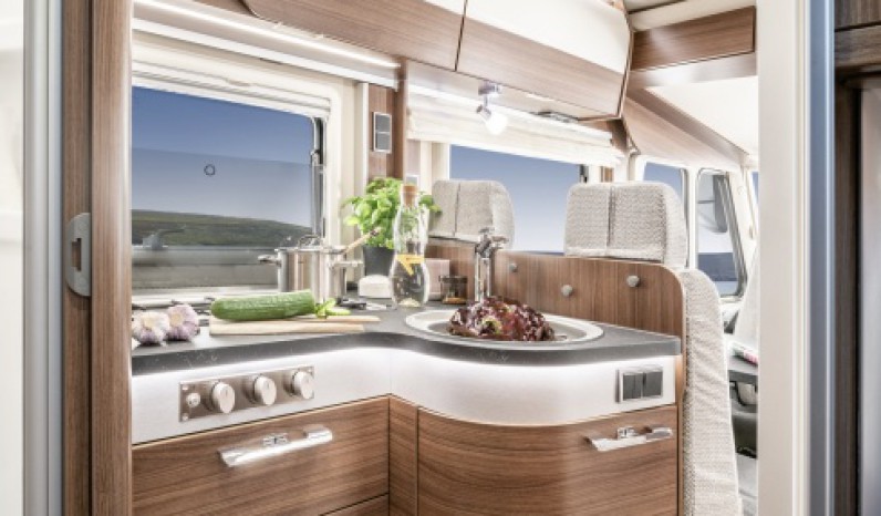 HYMER B-MC I600 WHITE LINE full