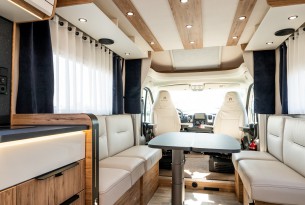 BAVARIA T696D NOMADE full