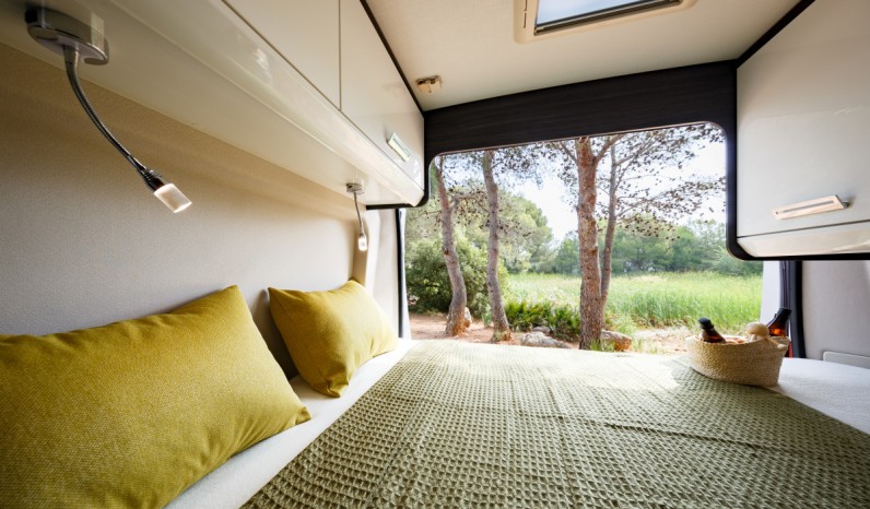 BENIMAR BENIVAN 104 UP full