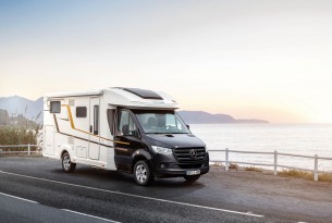 Eura Mobil V635HB full