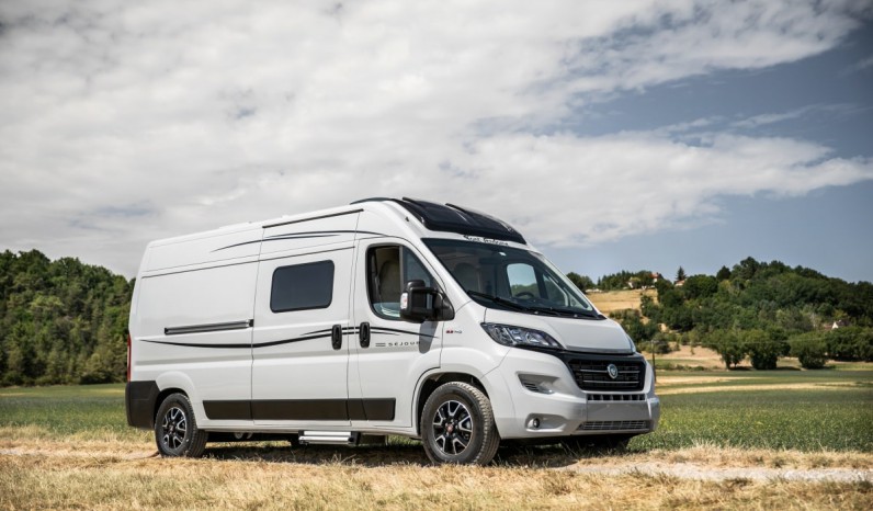 FONT VENDOME AUTOCAMP full