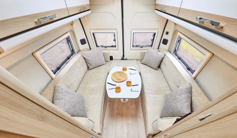 CAMPEREVE MAGELLAN 746 LIMITED full