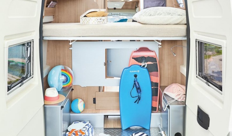 CAMPEREVE MAGELLAN 746 LIMITED full