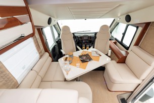 MOBILVETTA K YACHT TEKNO LINE 90 full