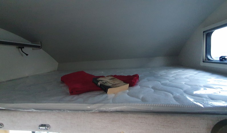 Camping car KILIG 9 NEUF 6 PLACES full