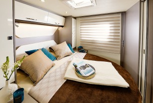 BURSTNER LYSEO TD 690G PRIVILEGE full