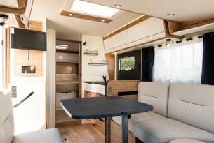 BAVARIA I740FC NOMADE full