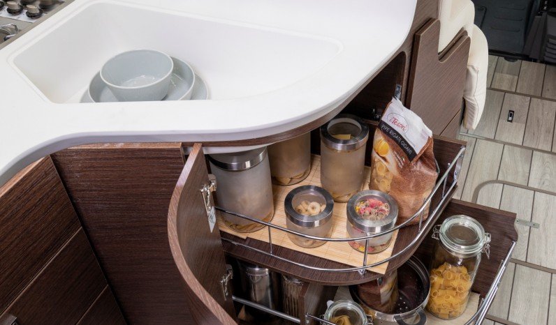 MOBILVETTA K YACHT TEKNO DESIGN alko 79 full