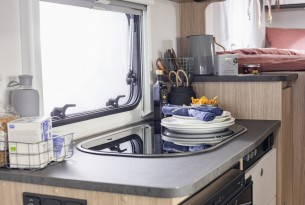 SUNLIGHT V 60 ADVENTURE EDITION full