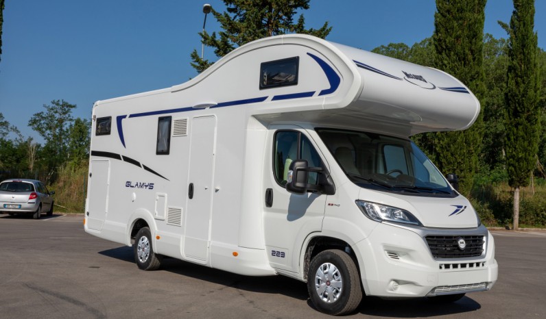 MC LOUIS GLAMYS 265 full