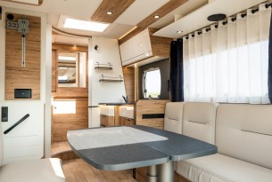 BAVARIA T696D NOMADE full