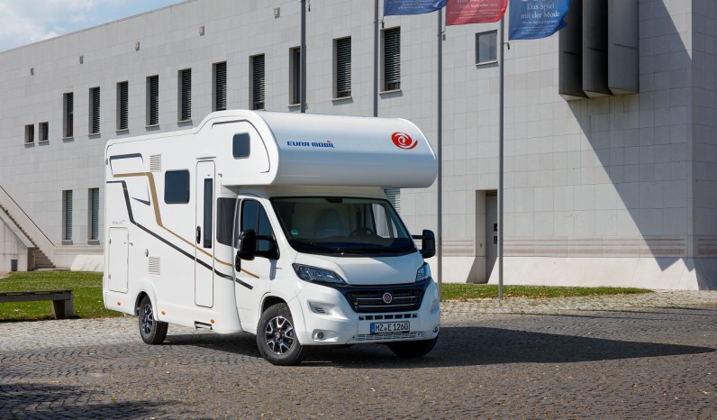 Eura Mobil AO 570HS full