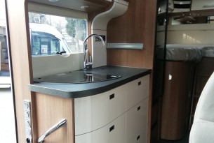 Carthago C-Tourer 143 LE full