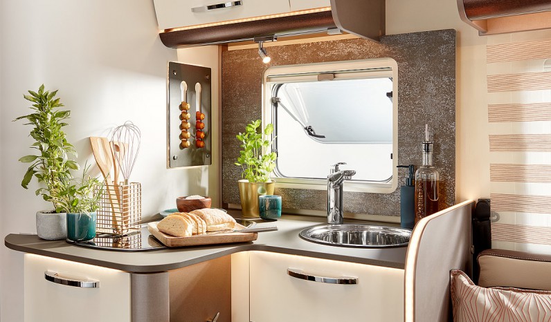 BURSTNER LYSEO TD 690G PRIVILEGE full