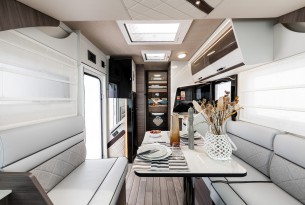 MC LOUIS NEVIS 879 MATIC full