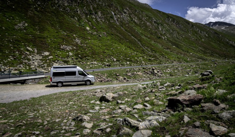 HYMER CAMPERVAN FREE 602 full
