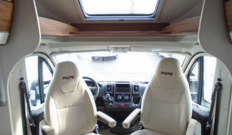 Pilote P746 C Essentiel - Lit central full