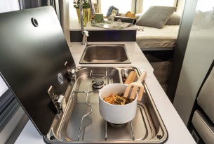 MC LOUIS MENFYS PLUS 3 full