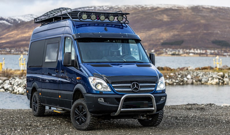 Mercedes-Benz Sprinter full