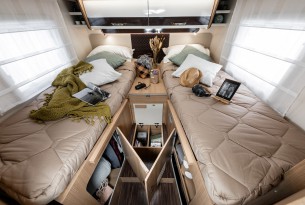 MC LOUIS NEVIS 281 MATIC full