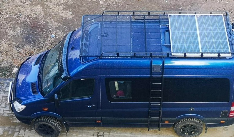 Mercedes-Benz Sprinter full