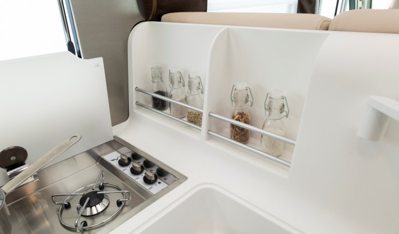 MOBILVETTA K YACHT TEKNO DESIGN 79 full