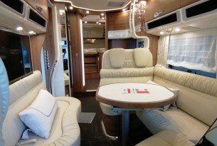 Carthago Chic E-Line 61 XL LE full