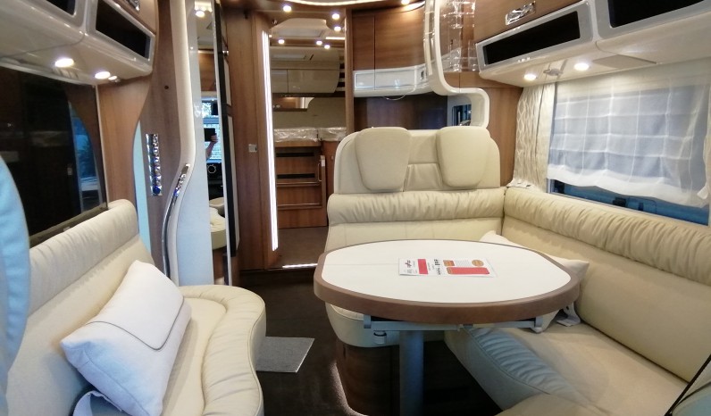 Carthago Chic E-Line 61 XL LE full