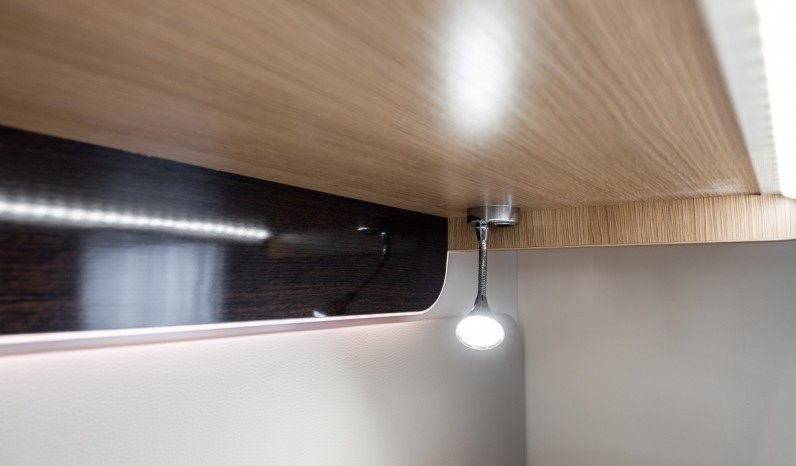 MC LOUIS NEVIS 281 MATIC full