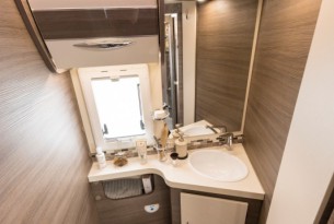 MC LOUIS NEVIS 322 S full