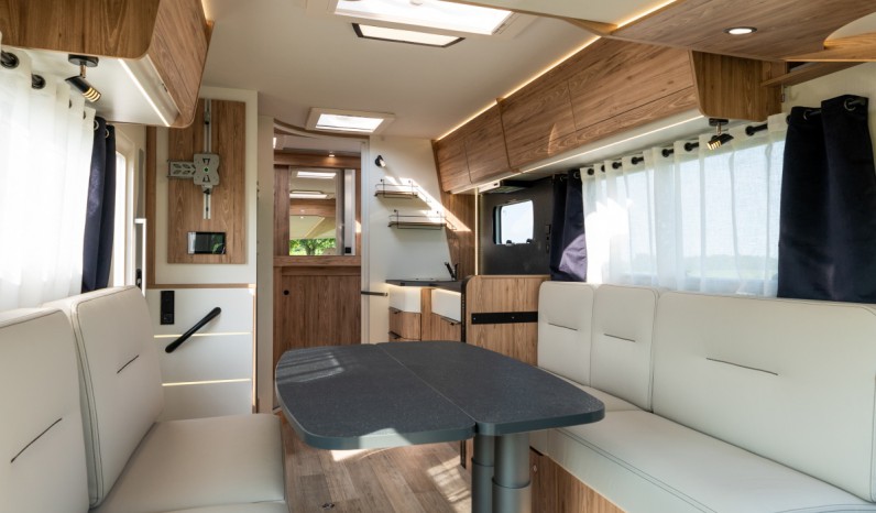 BAVARIA I720FC NOMADE full
