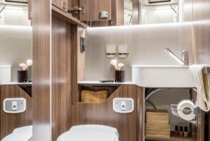 HYMER B-MC I600 WHITE LINE full