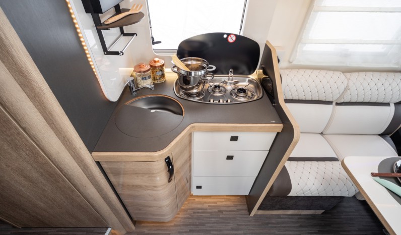 MOBILVETTA KEA P 90 PAVILLON full