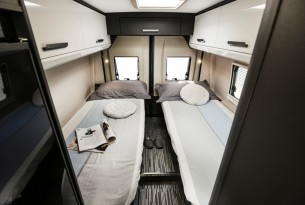 MC LOUIS MENFYS S-LINE 3 MAXI full