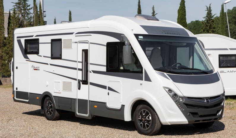 MOBILVETTA K YACHT TEKNO LINE 90 full