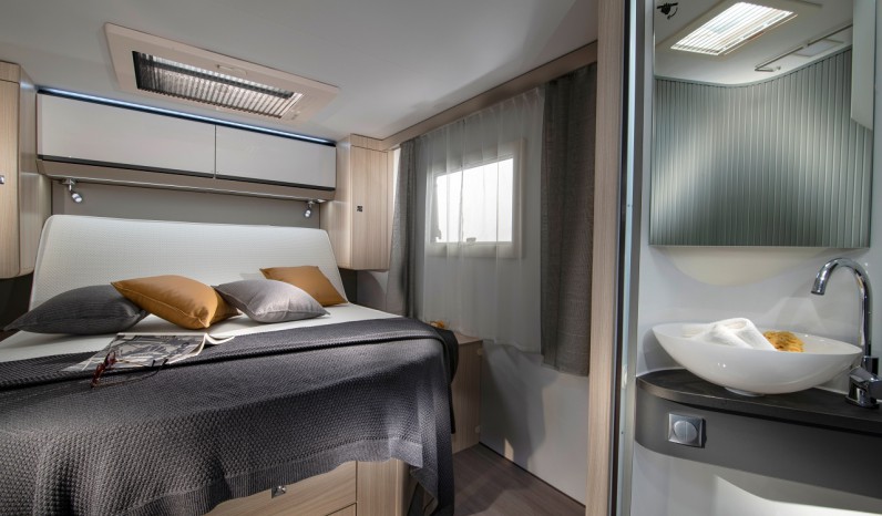 ADRIA COMPACT PLUS SP full
