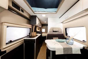 BENIMAR BENIVAN 104 UP full