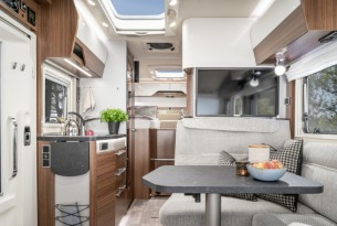 HYMER B-MC I680 full